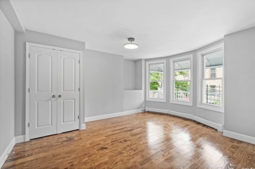 1837 Victor St, Bronx NY 10462-3509 exterior