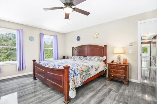 15 Longview Dr, Concord NH  03304-4809 exterior