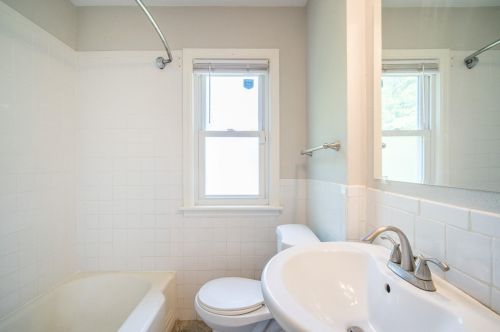 4514 60, Milwaukee WI 53218-4103 exterior