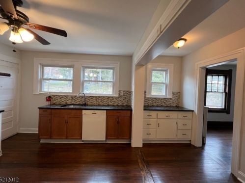 8 Clb St, Montclair NJ exterior