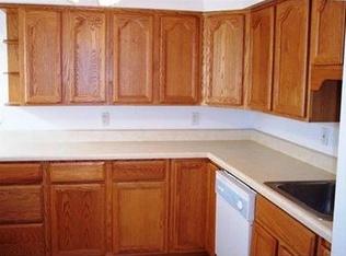 22 Joslyn Dr, Pittsburgh PA  15235-3928 exterior