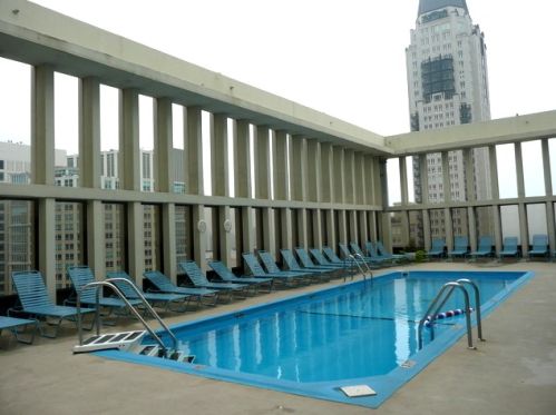 100 Walton Pl, Chicago, IL