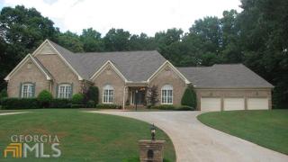 2055 Innsfail Dr, Lithonia, GA 30078-5613