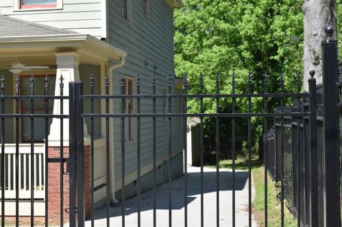 2877 Harris St, Atlanta, GA 30344-3365