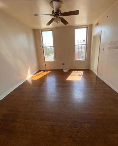 3300 Parnell Ave, Chicago IL 60628-7442 exterior