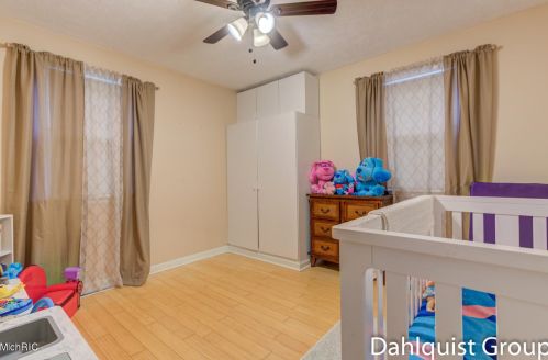 883 Post Rd, Meskegon MI 49441-4045 exterior