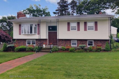 50 Alicant St, Providence, RI 02908-2402