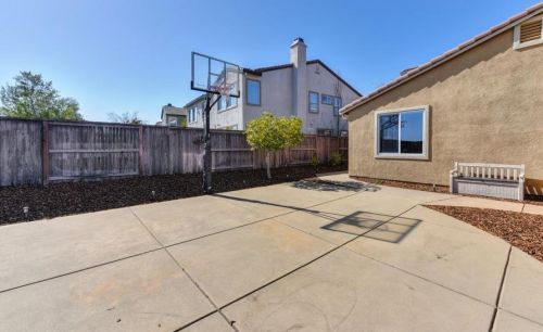 5046 Courtney Way, Folsom CA  95762-5478 exterior