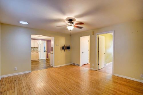 2353 Superior St, Madison, WI 53704-4631