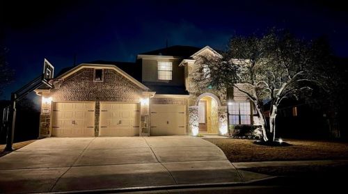 221 Monahans Dr, Georgetown, TX 78628-7188