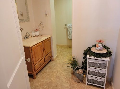 80 Community Dr, Concord NH 03303-1618 exterior