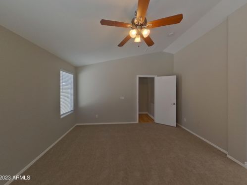 2518 66th Dr, Phoenix AZ  85043-8525 exterior