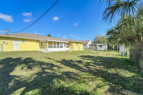 2503 21st Ave, Tampa FL 33605-2302 exterior