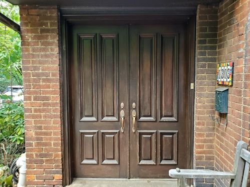 1303 Murdoch Rd, Pittsburgh, PA 15217-1236