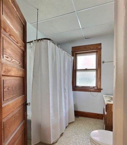 4832 Bernard St, Chicago IL 60625-5414 exterior