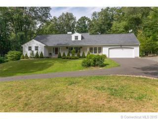 86 Bronson Rd, Avon, CT 06001-2930