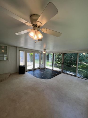 304 Espanola Ave, Kalamazoo MI  49004-1104 exterior