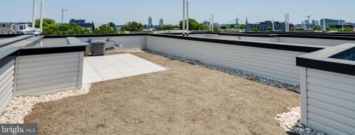 959 Marshall St, Philadelphia PA 19122 exterior