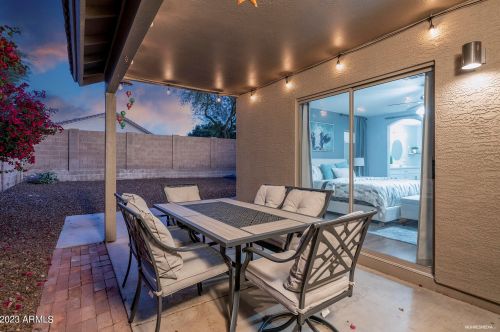 6427 Chisum Trl, Phoenix AZ  85083-1018 exterior