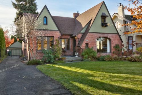 2902 Yakima Ave, Yakima WA  98902-2843 exterior