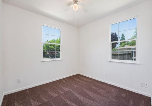 851 Holley Ct, Folsom CA 95630-3518 exterior