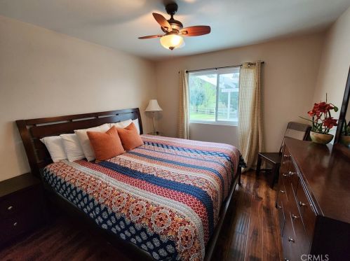 37200 Glenoaks Rd, Temecula CA 92592-8534 exterior