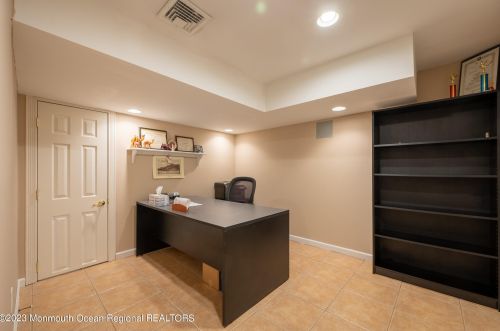 16 Country Vw Dr, East Freehold NJ 07728-9026 exterior