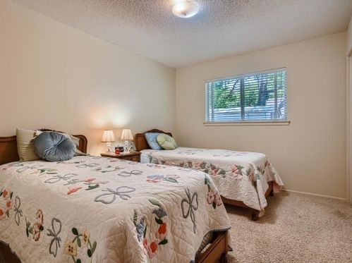 2700 Dunbarton Dr, Austin TX 78723-2235 exterior