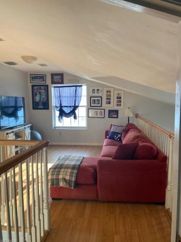 716 92 Ave, Naples FL 34108-2433 exterior