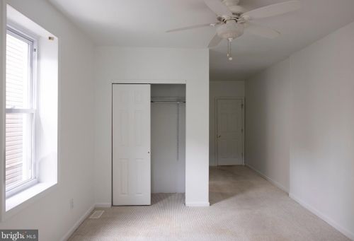 1321 18 St, Philadelphia PA 19146-4701 exterior