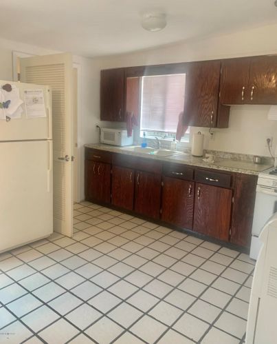 7101 Eastview Dr, Tucson AZ 85710-5516 exterior