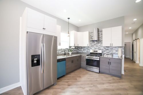 4039 Carroll Ave, Chicago IL  60624-1802 exterior