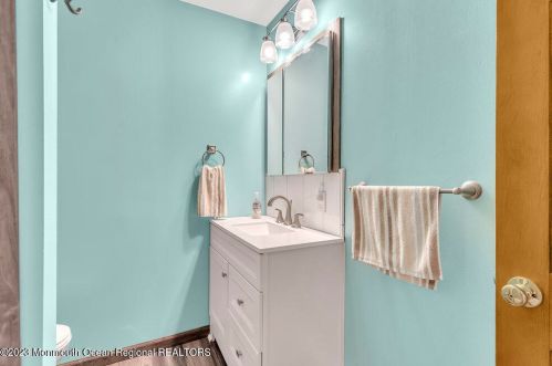 30 Cedar St, Plumsted Township NJ 08533-1703 exterior