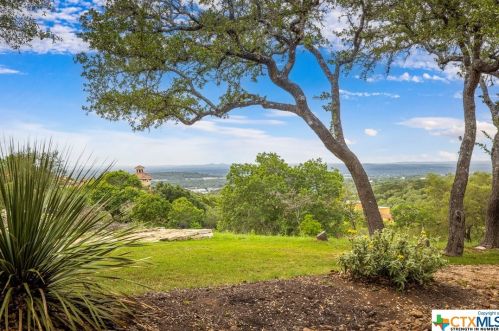 2763 Frontier, Spring Branch TX 78070-5949 exterior