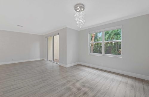 4220 5 Ave, Boca Raton FL 33431-4659 exterior