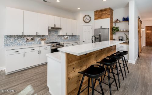 311 Flamingo Dr, Chandler AZ 85286-5123 exterior