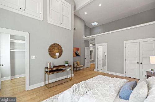 219 Morgan St, Washington DC  20001-1217 exterior