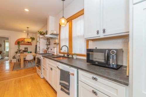 1513 Main St, Kalamazoo MI 49006-3104 exterior