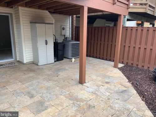 6579 Bermuda Grn Ct, Alexandria VA 22312-3106 exterior