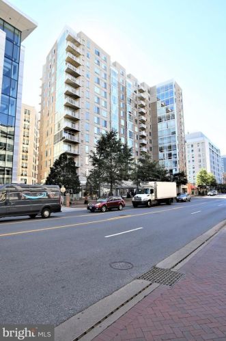 930 Wayne Ave, Silver Spring, MD 20910-4429