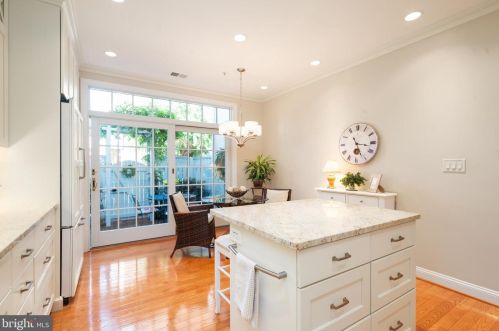 1201 Wilkes St, Alexandria VA 22314-5907 exterior