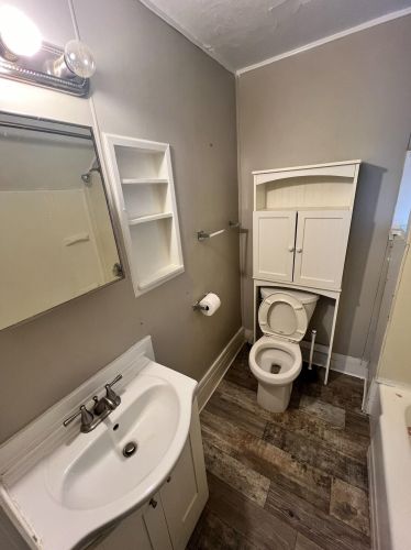 939 Baraga St, Grand Rapids MI 49503-1802 exterior