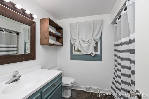 11885 8 Ave, Grand Rapids MI 49534-0068 exterior