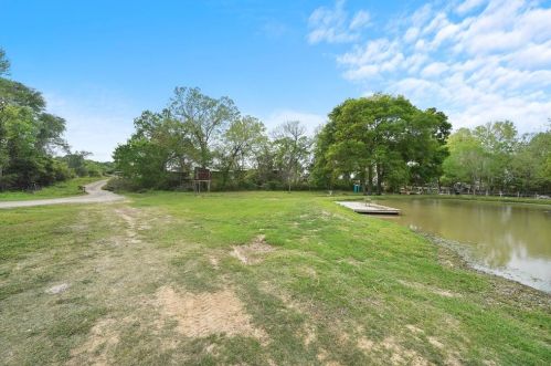 20836 Fm 359 Rd, Hempstead TX 77445-8214 exterior