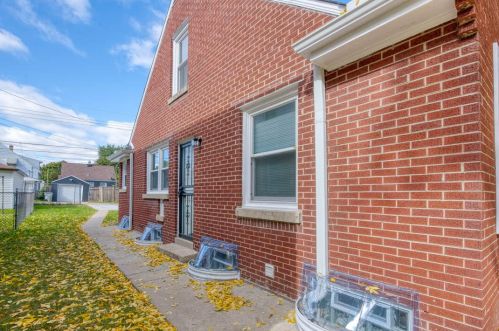 4167 47th St, Milwaukee WI  53216-1528 exterior