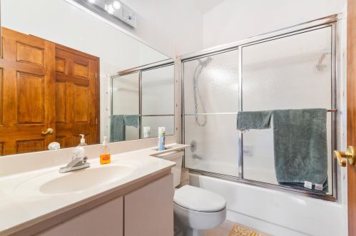 174 Executive Cir, Boynton Beach FL 33436-1833 exterior