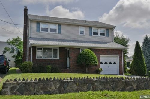 251 Walter Ave, Hasbrouck Heights, NJ 07604-1816
