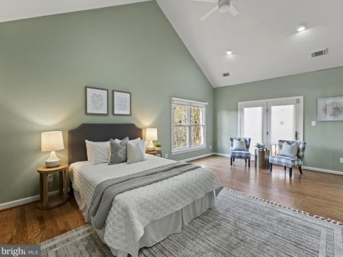 207 Glendale Ave, Alexandria VA 22301-2452 exterior