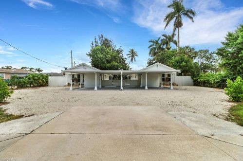 5324 Floridan Ave, Naples, FL 34113-0077