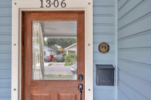1306 18th Ave, Tampa FL 33605-2639 exterior